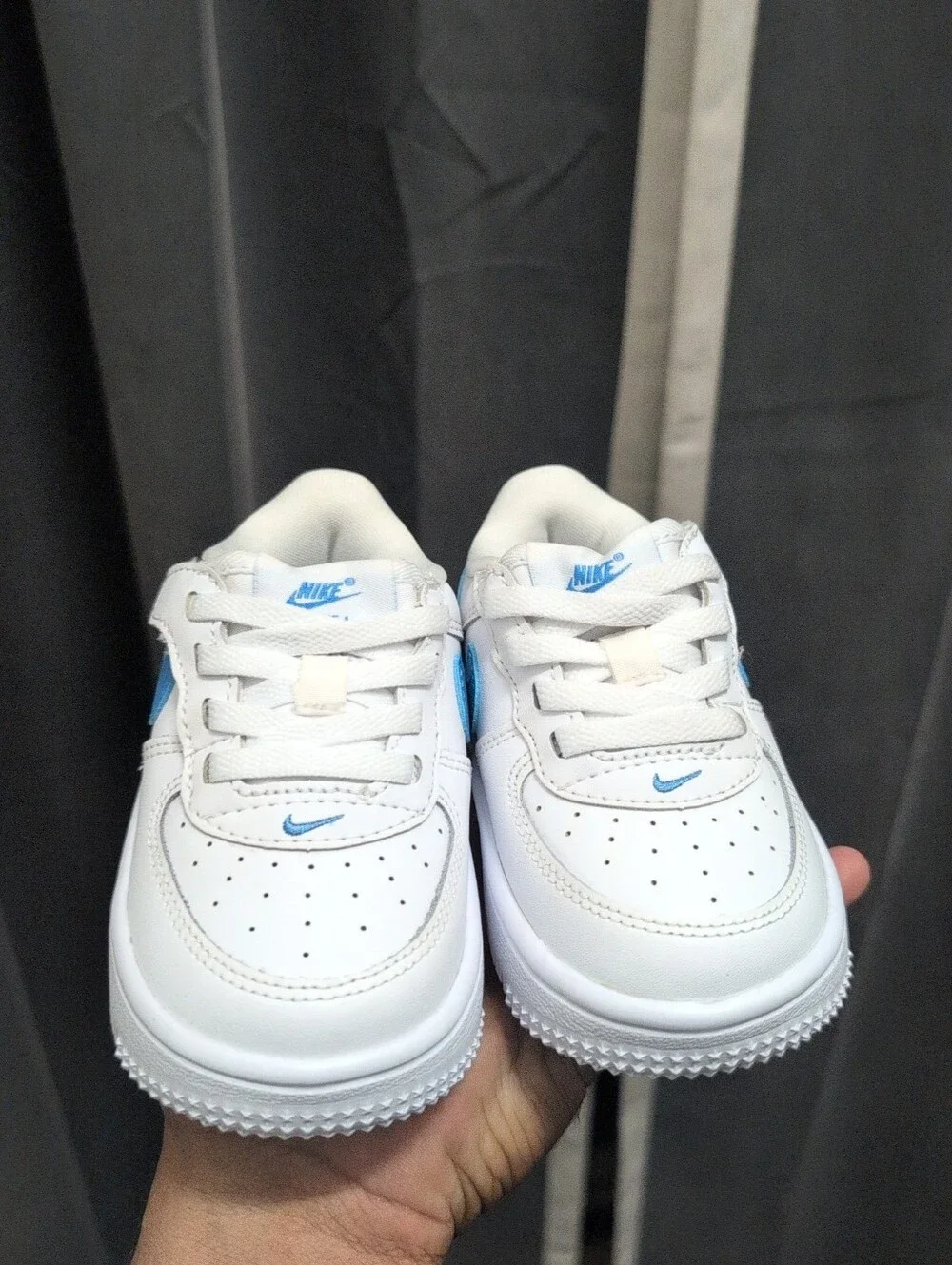 Kids Nike Force 1 Low EasyOn White/ Blue Beyond Size 6C